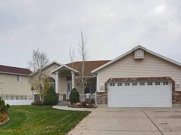 1032 W 1400 S, Woods Cross, UT 84087