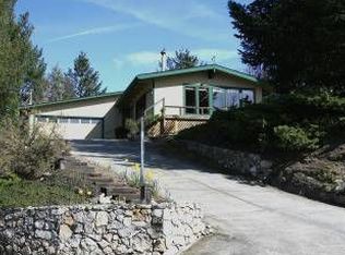 12320 Manzanita Ln, Glen Ellen, CA 95442