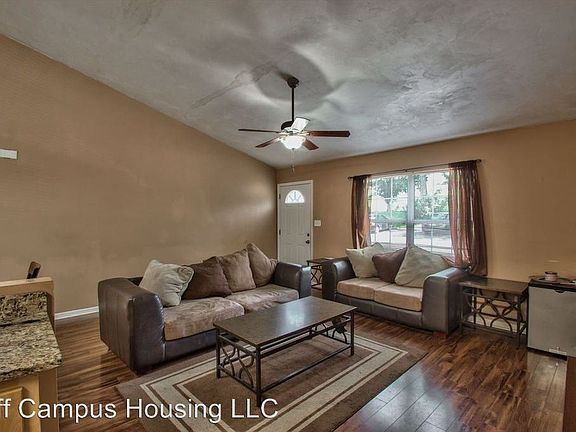 4th image of 640 Eugenia St APT 204