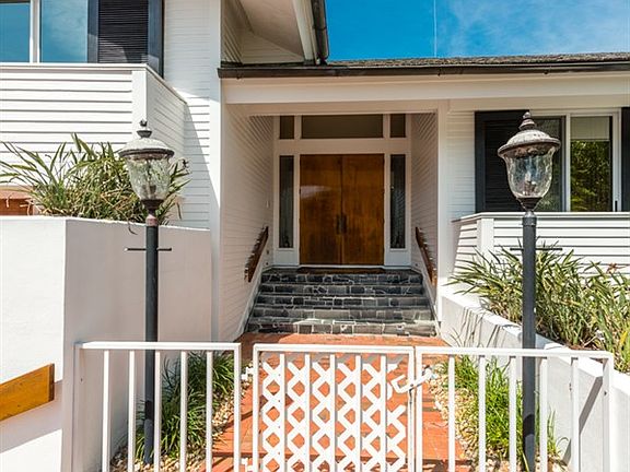 4th image of 356 W Royal Flamingo Dr