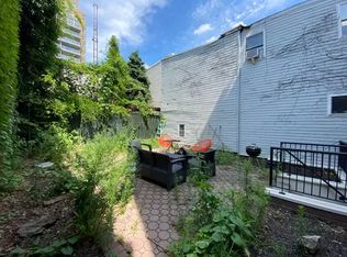 131 N 6th St APT 1R, Brooklyn, NY 11249