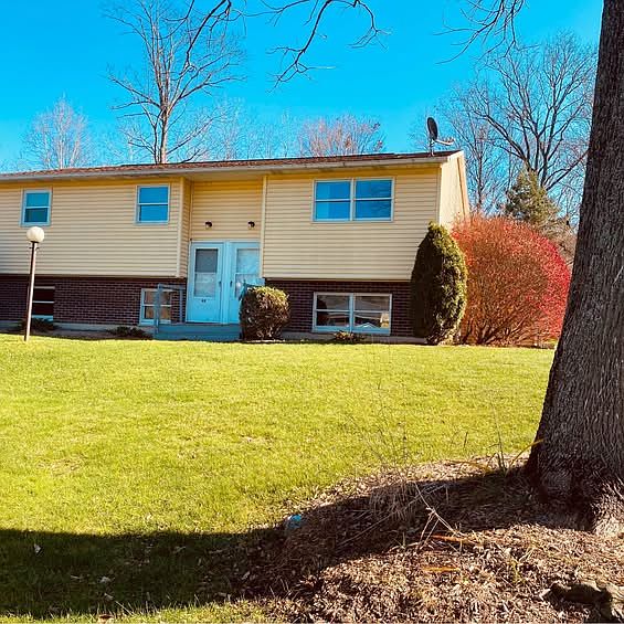 1st image of 48 Murphy Ln