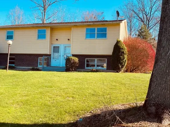 48 Murphy Ln, Newark Valley, NY 13811