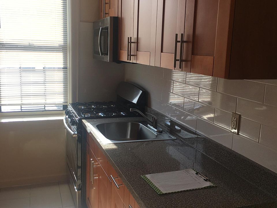 2nd image of 8805 171st St #6B
