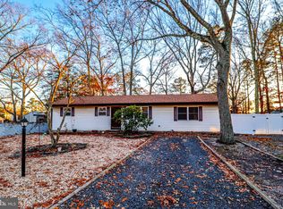 220 Long Branch Ave, Bayville, NJ 08721