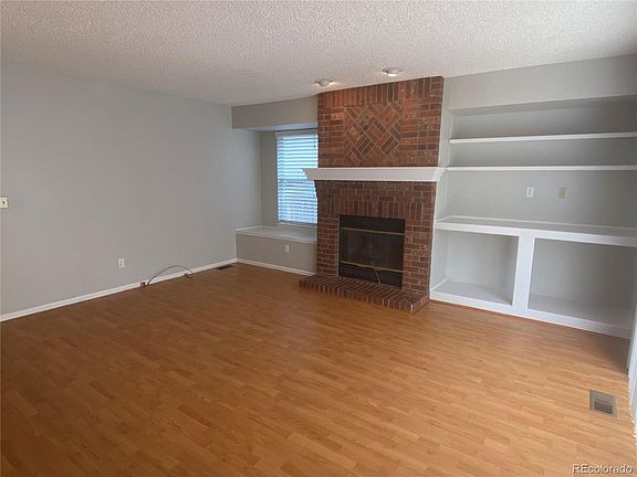 4th image of 9815 Wedgewood Dr