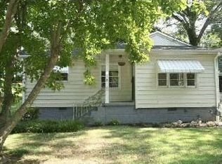 2642 Acadia St, East Pt, GA 30344