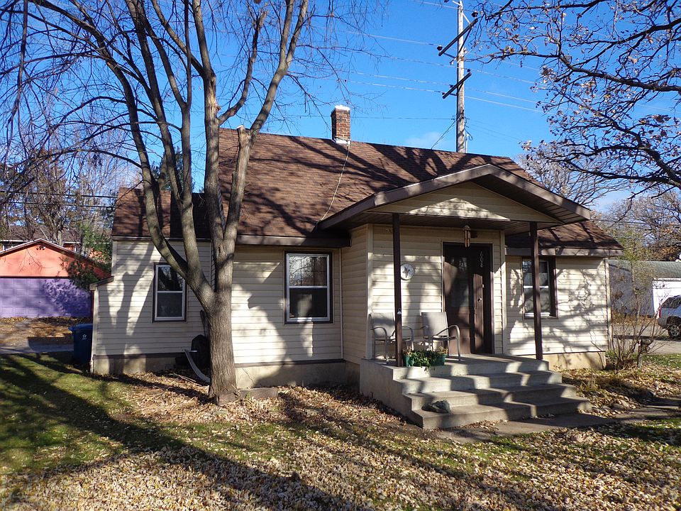 1st image of 608 N Benton Dr