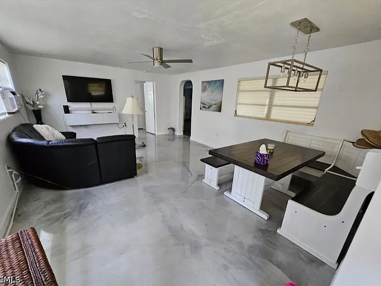 1288 Waite Dr — Photo 16