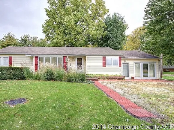 508 E Walnut St photo 1