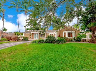 15271 SW 154th Ter, Miami, FL 33187