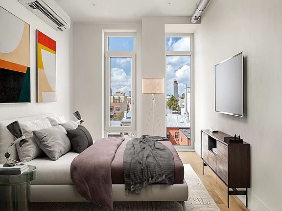 4th image of 183 McGuinness Blvd APT 4D
