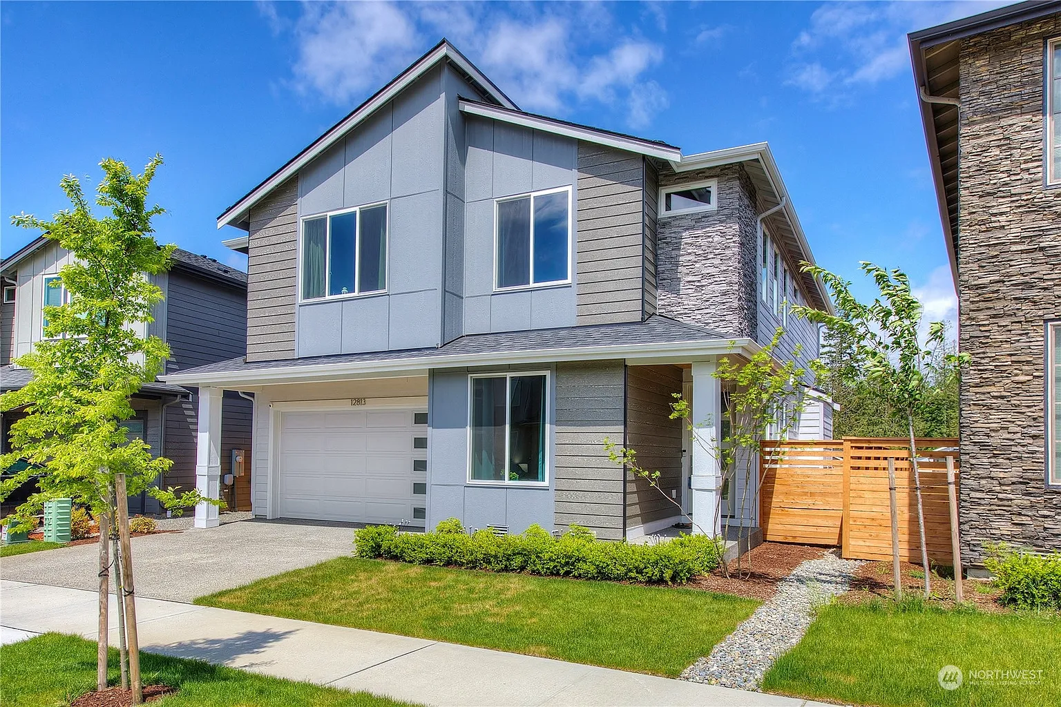 12813 189th Avenue E photo 1