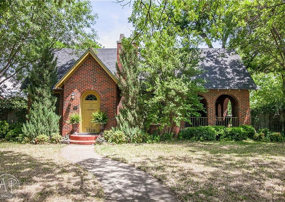 1st image of 1349 Sayles Blvd