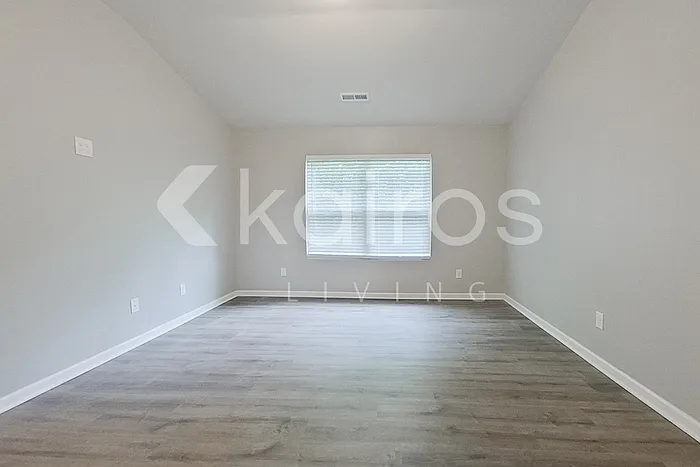 1251 Amberlight Cir — Photo 14