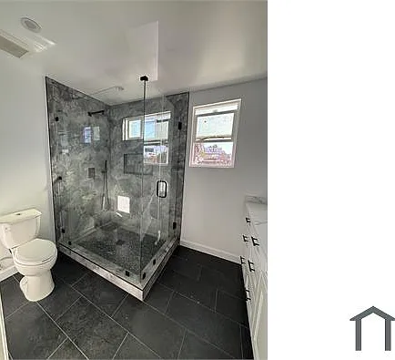 2280 S Barrington Ave #10 — Photo 6