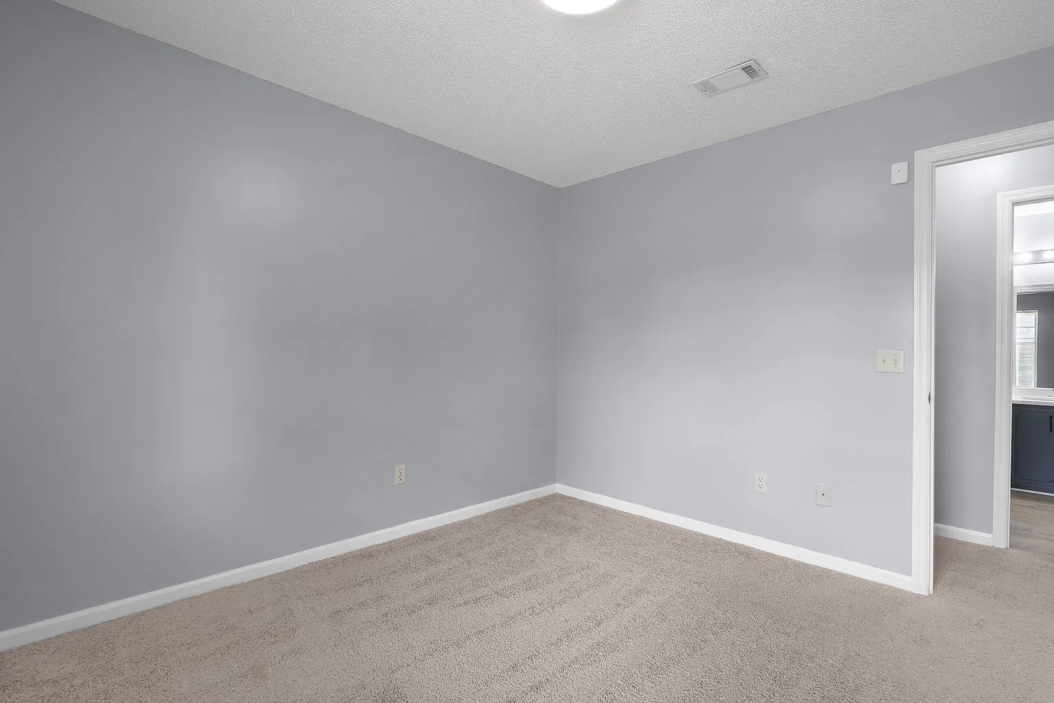 951 Wedgewood Way — photo 21