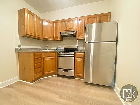 5th image of 32-12 47th St #3