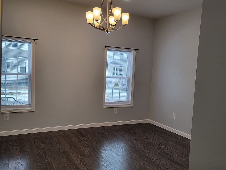Living room with lighting adjustment