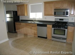 898 Broadway #1, Somerville, MA 02144
