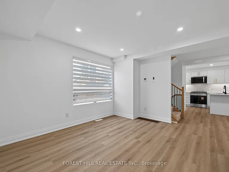 221 Churchill Ave #R — Photo 11