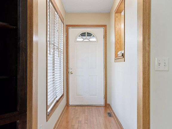 3rd image of 2212 Birmingham St