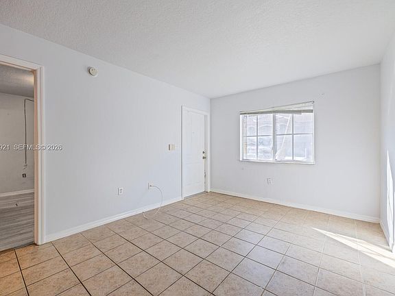 4th image of 1261 SE 31st Ct #10253