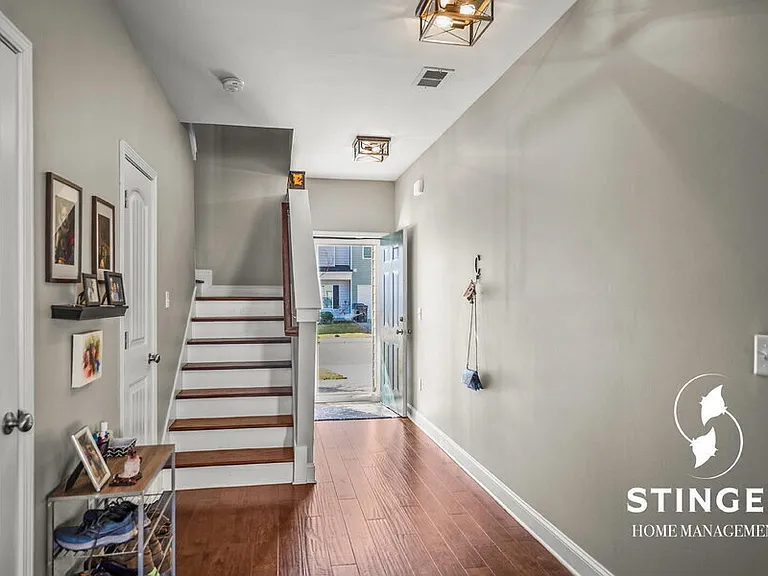 332 Dante Cir — Photo 3