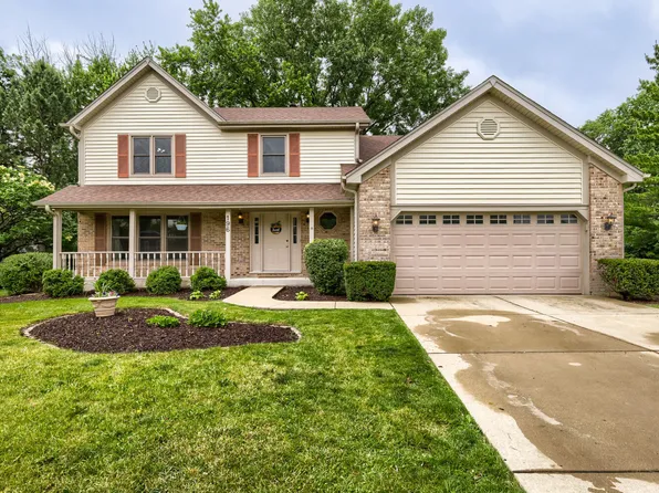 196 Constitution Dr, Bloomingdale, IL 60108