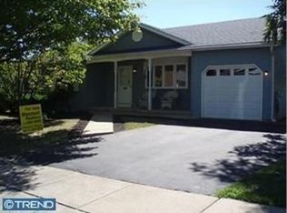 1800 Badger Rd, Bensalem, PA 19020