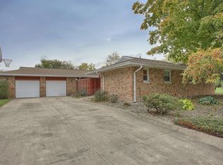 1806 Joni Leann Ct, Urbana, IL 61802