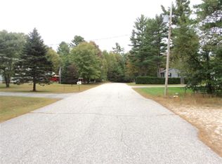 15 Smith Ave, Steep Falls, ME 04085