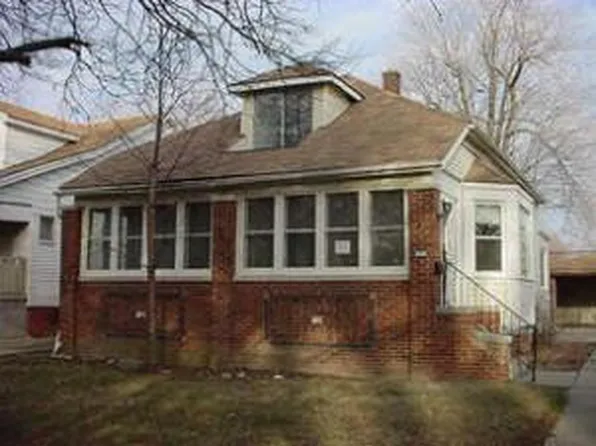 4810 Lakepointe St, Detroit, MI 48224