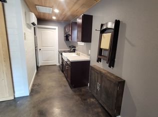 695 S 17th St #A, Batesville, AR 72501