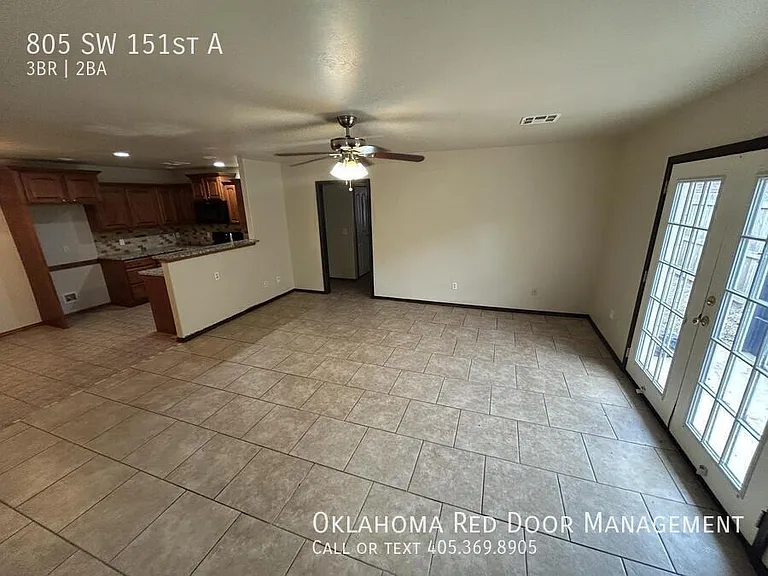 805 SW 151st St #A — Photo 2