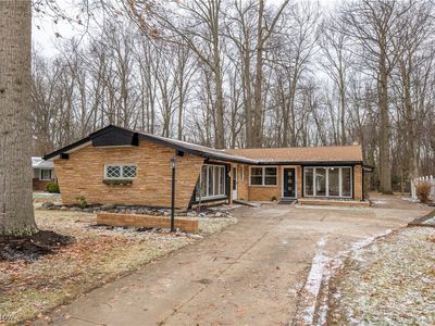 26454 Strawberry Ln, Westlake, OH, 44145