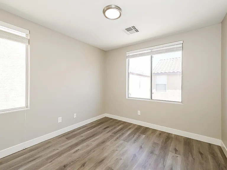 5864 Cape Hatteras Ct — Photo 12