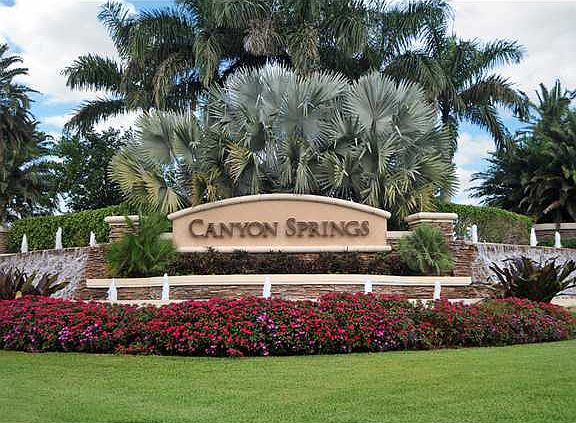 Home For Sale In Canyon Springs