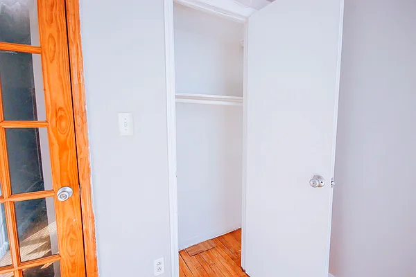 Rented by REAL New York | media 10