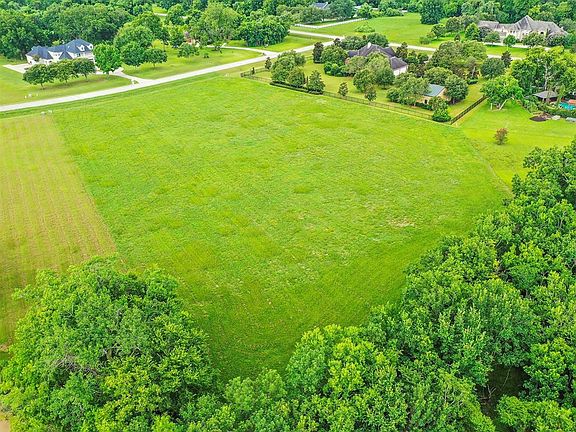 This lot provides endless possibilities for designing and building your dream home. Imagine living and enjoying the quiet, natural surroundings, wildlife and starry nights while living just minutes from the big city.