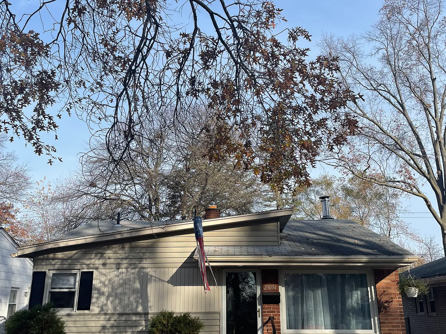 2 bed, 841 sqft, $1,400 — Photo 2