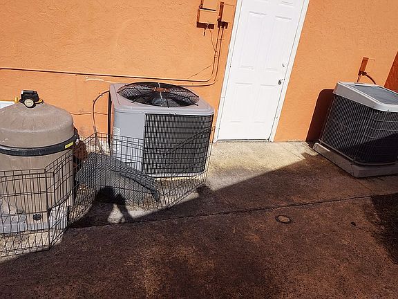 Pool-A/C Equip.-Utility Room