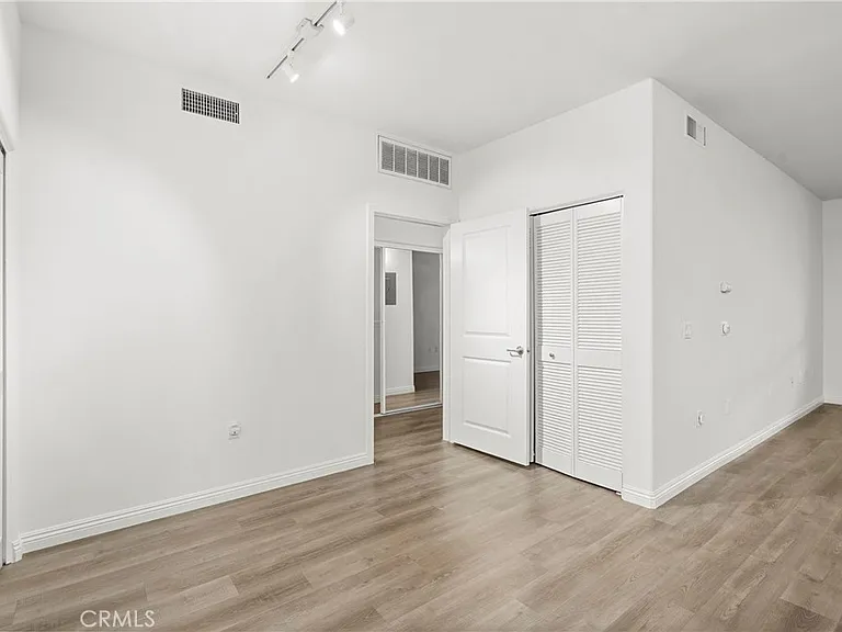 100 S Alameda #159 — Photo 29