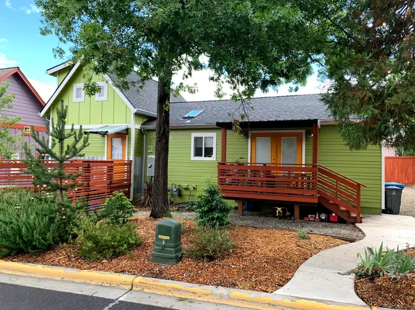 1000 Eureka St, Ashland, OR 97520