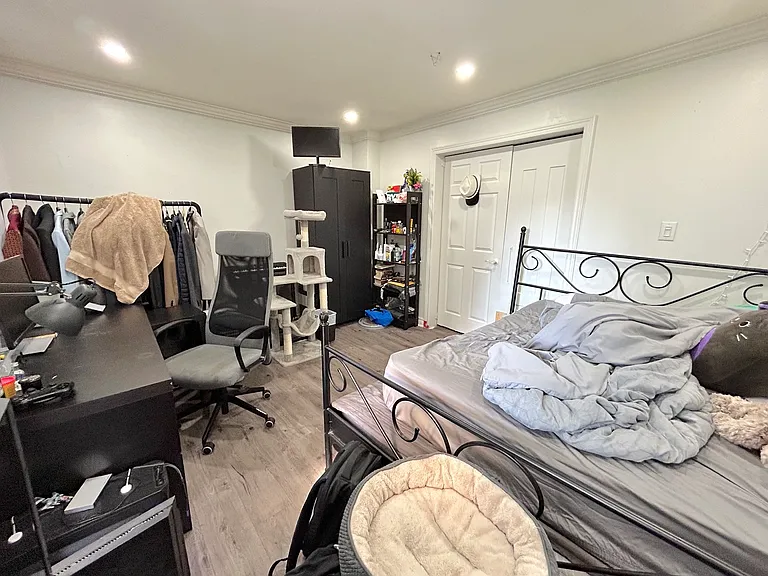 3 Brandow Ct #2 — Photo 12