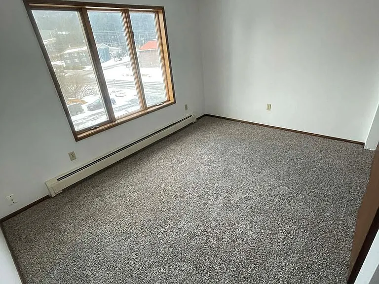 1116 Selief Ln — Photo 3