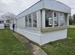 312 W Crystal Flash Rd #12, North Webster, IN 46555