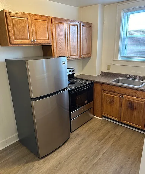 714 Roselawn Ave #6 — Photo 3