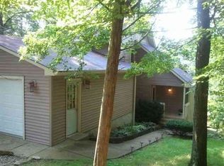 17 Red Wing Rd, Brandenburg, KY 40108