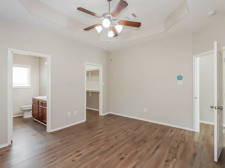 718 Neap Ct — Photo 10